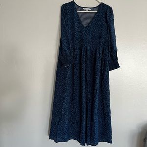 Maternity dress size M